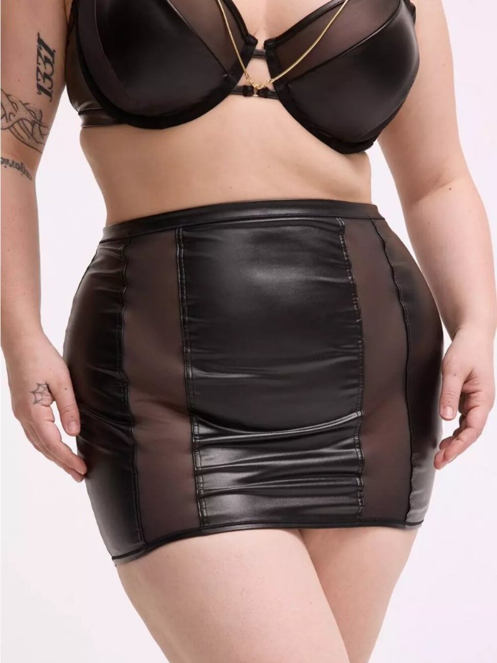 ❤️NWT TORRID PLEATHER LINGERIE - MOB WIFE SKIRT - BLACK MESH INSERTS - PLUS SIZE - Picture 5 of 11